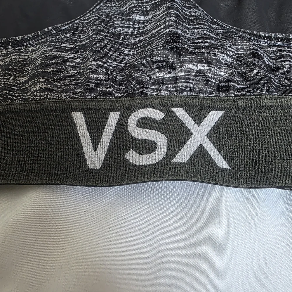 VSX Gray Heathered Patterned Racer Back Sports Bra Size Large